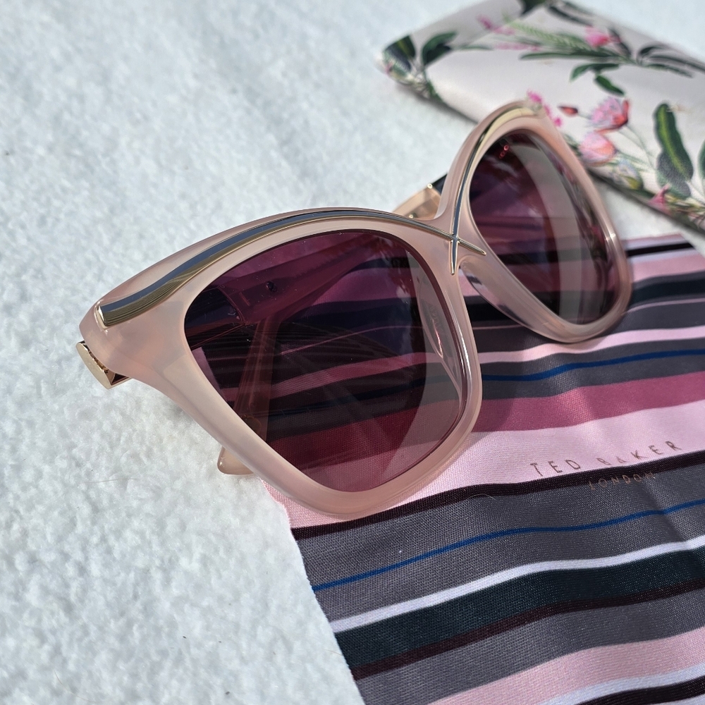 TED BAKER Cat Eye Women's Sunglasses- NWT - Picture 3 of 8